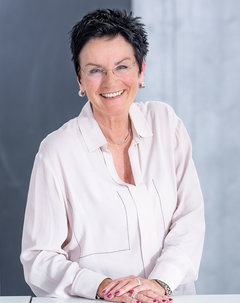 Christine Reichert